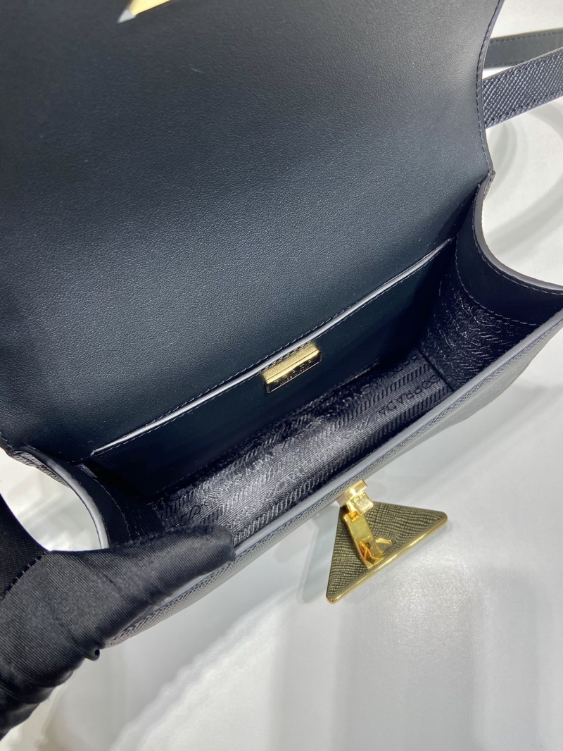 Pra*a satchel bags